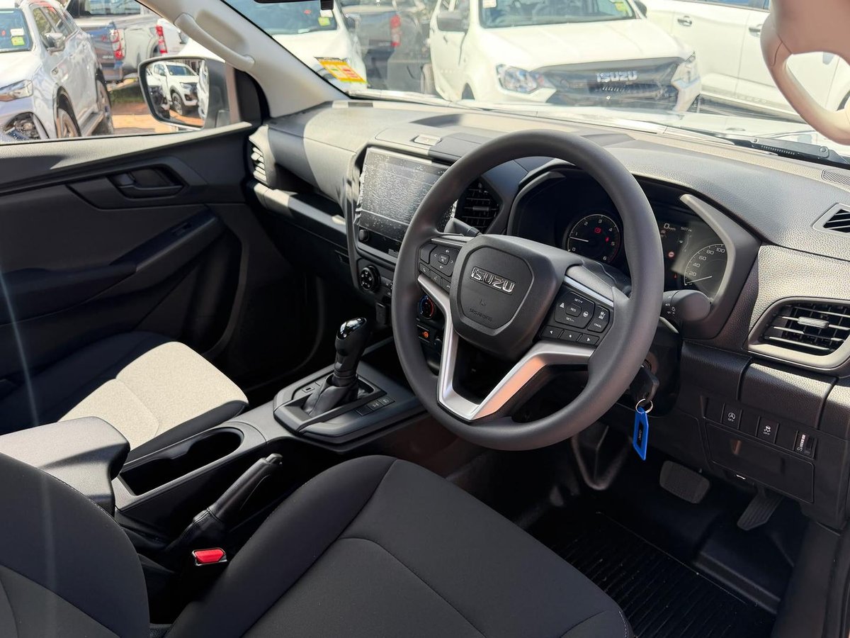 2026 Isuzu D-MAX SX MY25.5 4X4 Dual Range image 15