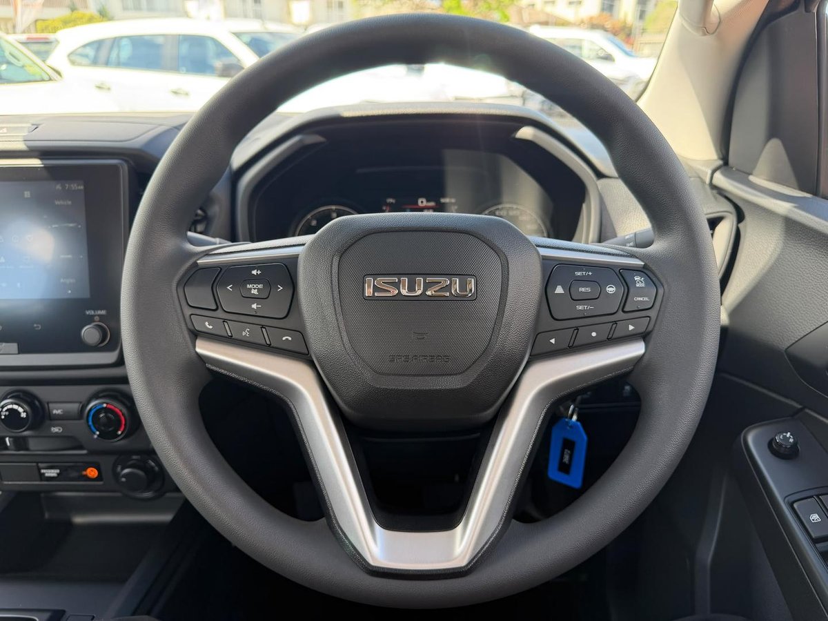 2026 Isuzu D-MAX SX MY25.5 4X4 Dual Range image 20