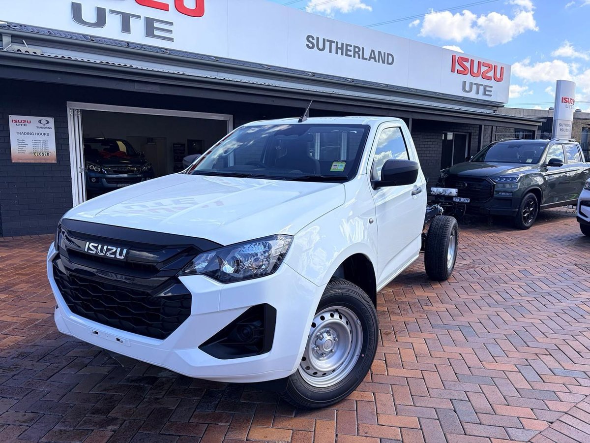 2026 Isuzu D-MAX SX High Ride MY25.5 4x2 image 2