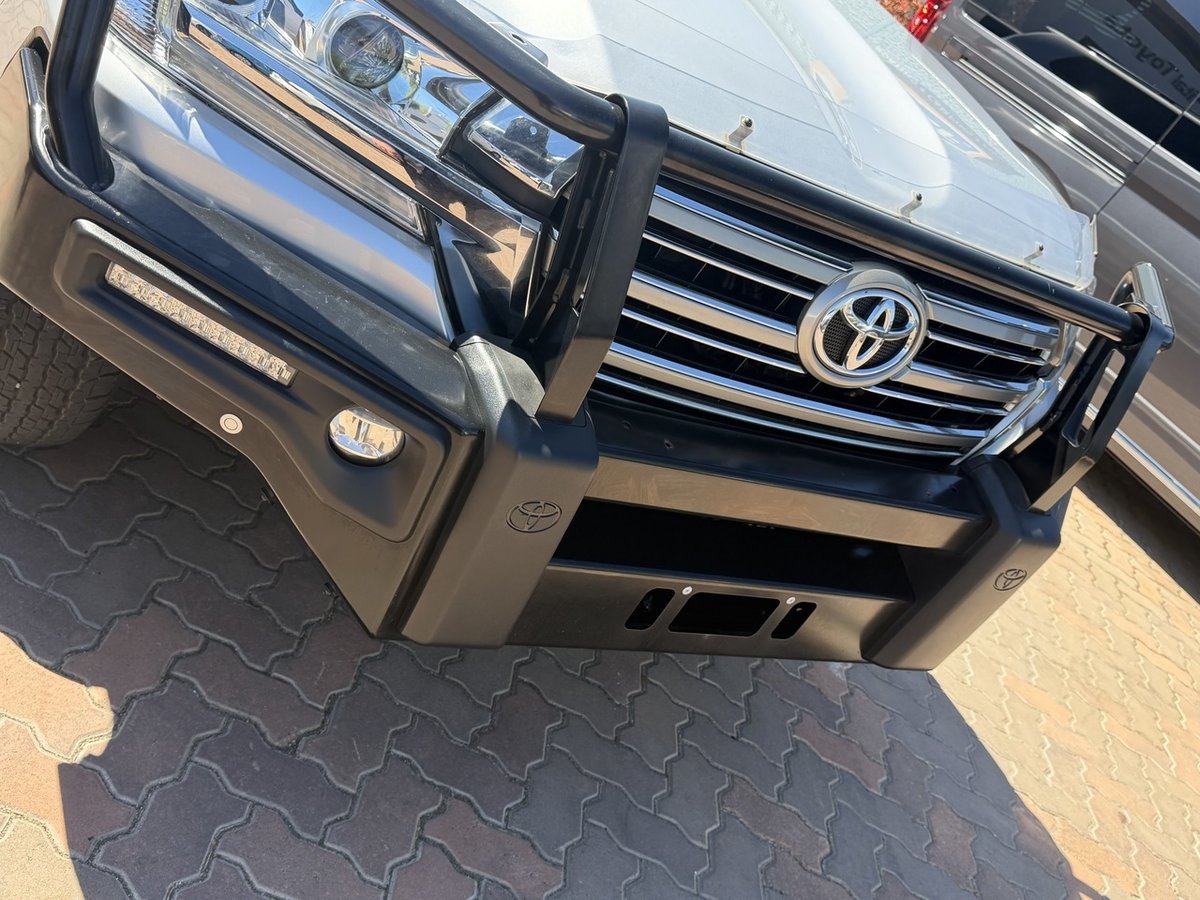 2019 Toyota Landcruiser GXL VDJ200R 4X4 Dual Range image 12