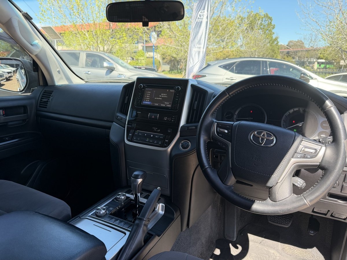 2019 Toyota Landcruiser GXL VDJ200R 4X4 Dual Range image 23