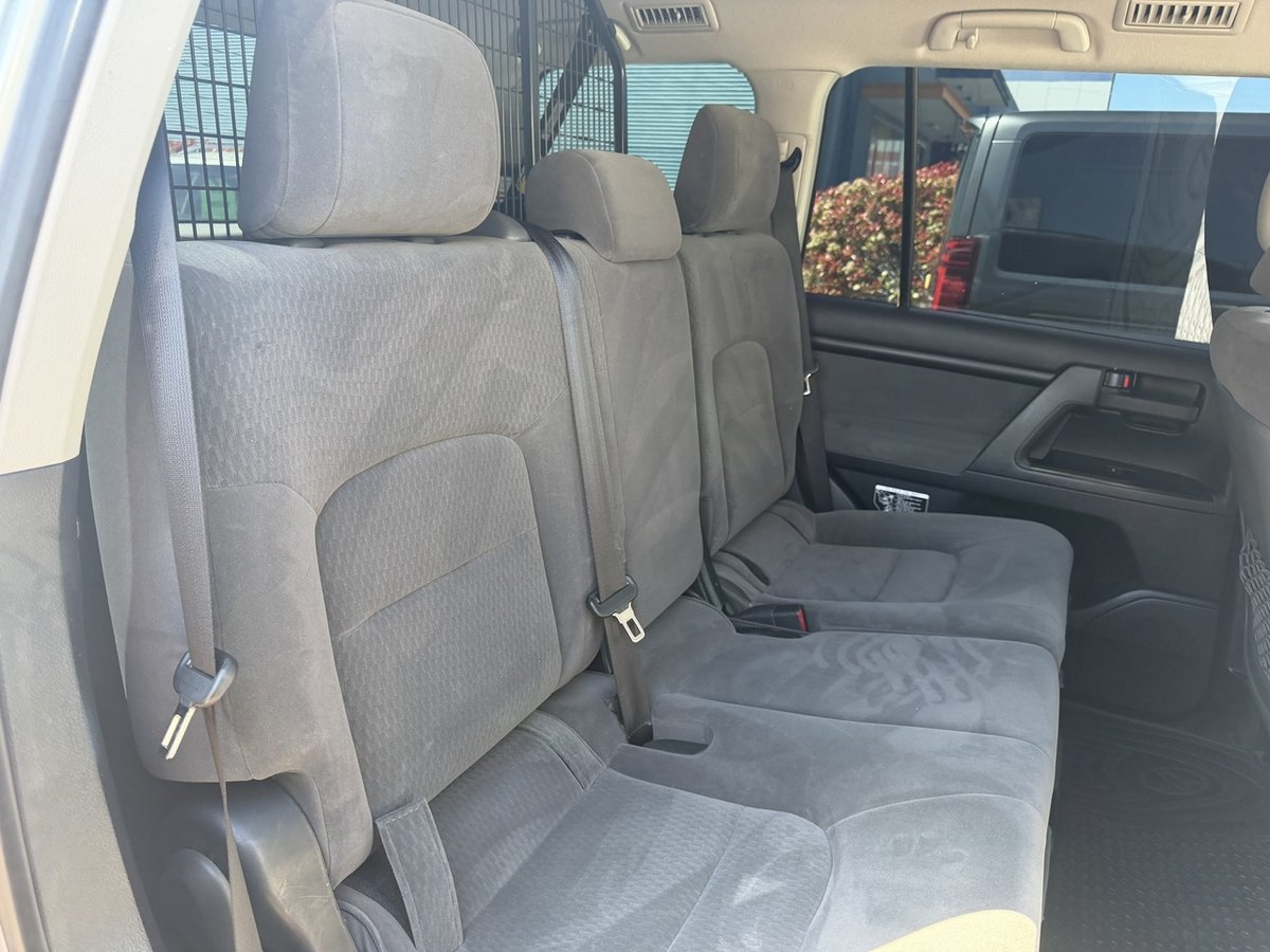 2019 Toyota Landcruiser GXL VDJ200R 4X4 Dual Range image 25