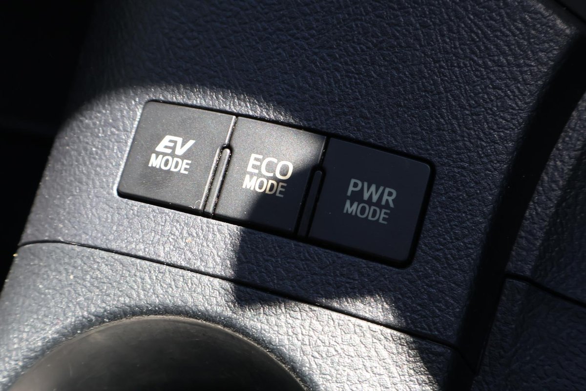 2017 Toyota Corolla Hybrid ZWE186R image 21