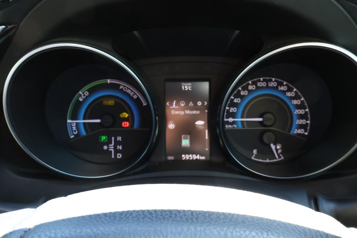 2017 Toyota Corolla Hybrid ZWE186R image 27