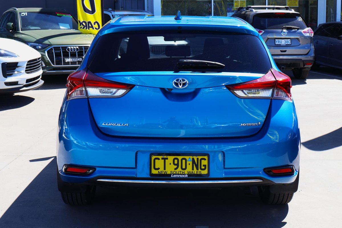2017 Toyota Corolla Hybrid ZWE186R image 6