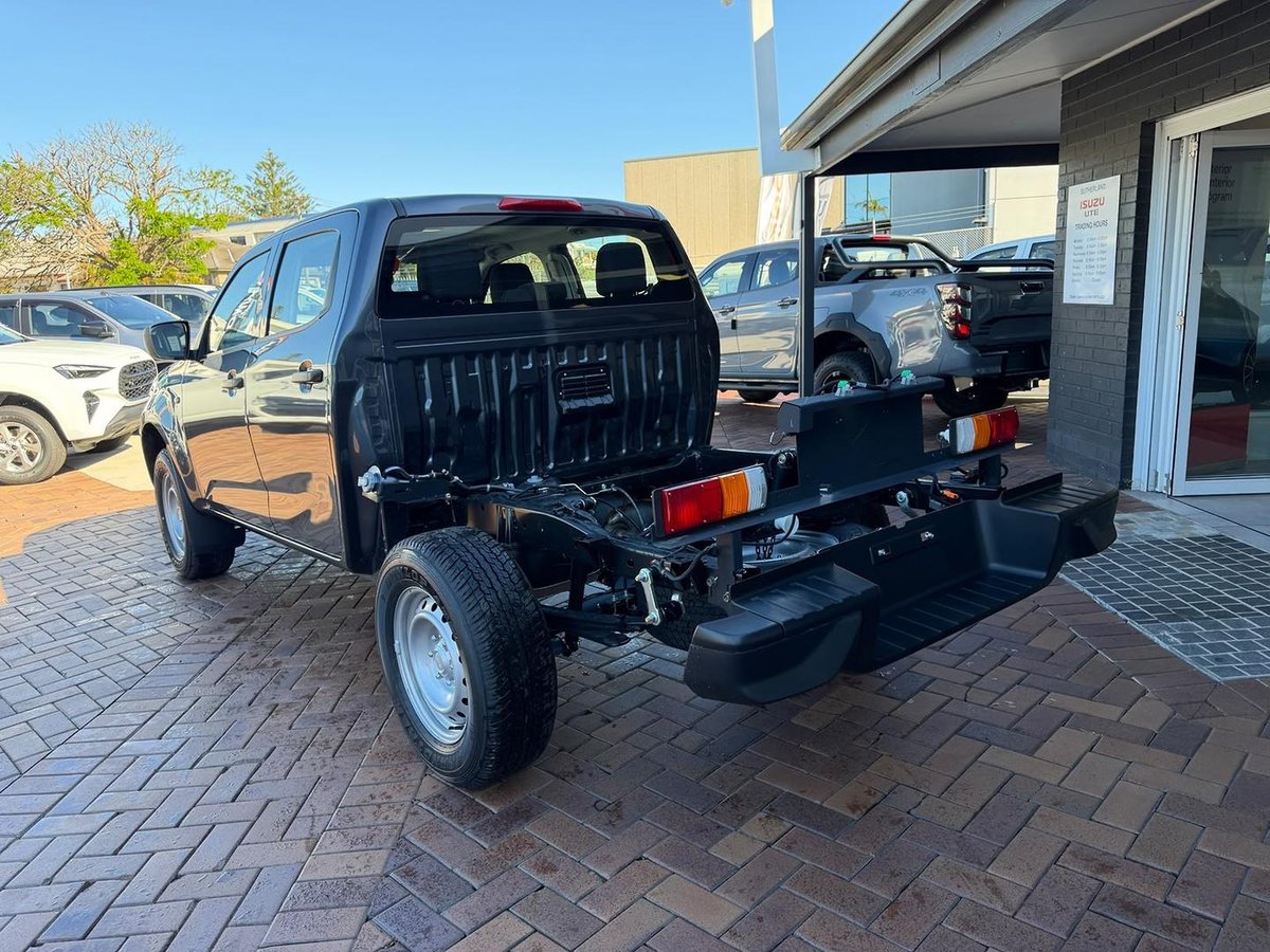 2026 Isuzu D-MAX SX MY25.5 4X4 Dual Range image 5