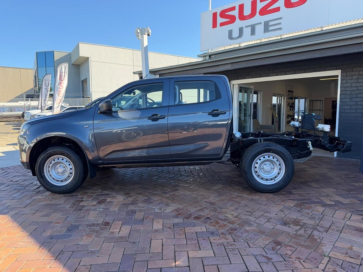 2026 Isuzu D-MAX SX MY25.5 4X4 Dual Range image 4