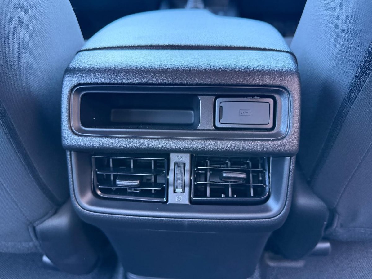 2026 Isuzu D-MAX SX MY25.5 4X4 Dual Range image 16