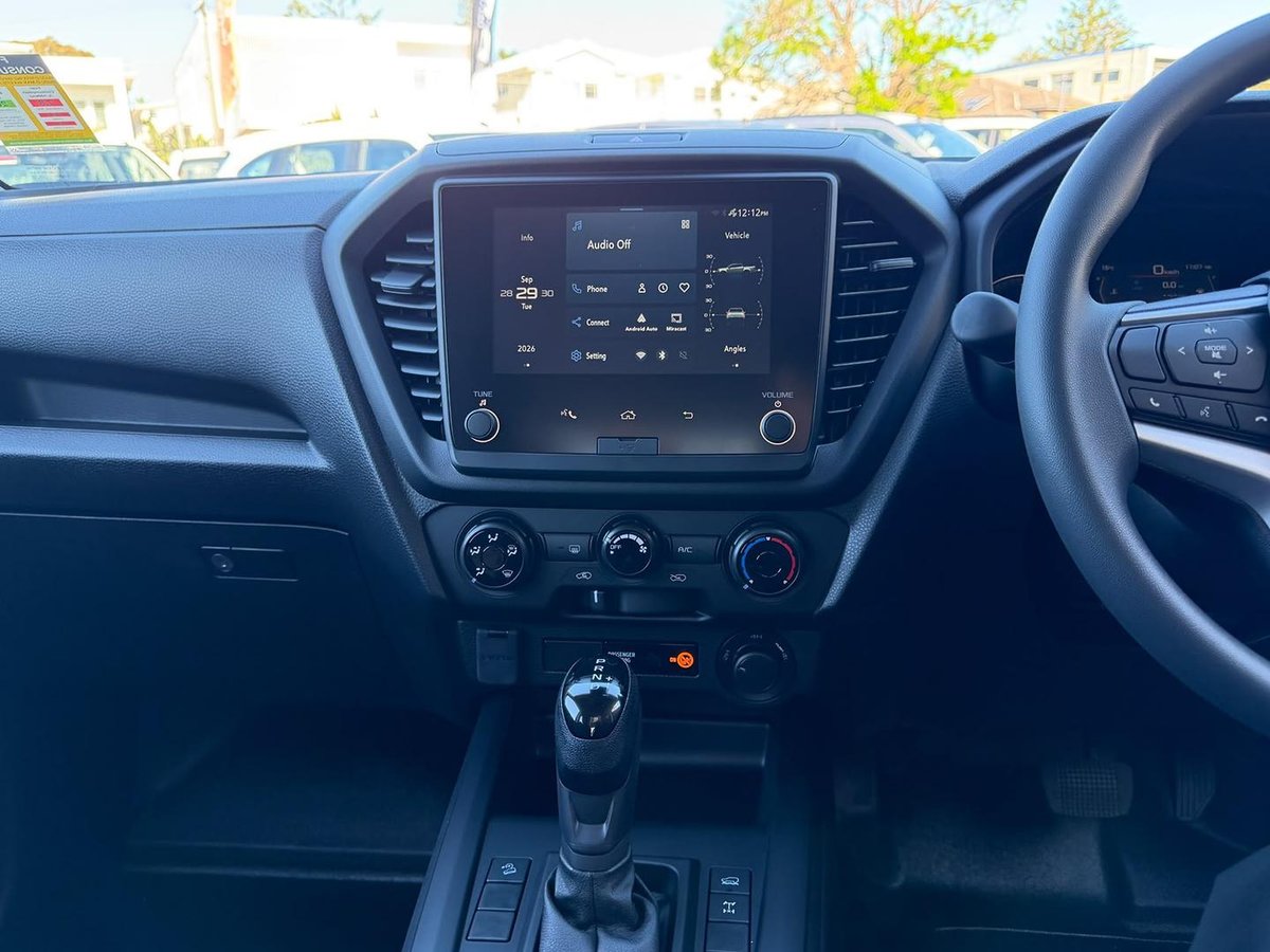 2026 Isuzu D-MAX SX MY25.5 4X4 Dual Range image 10