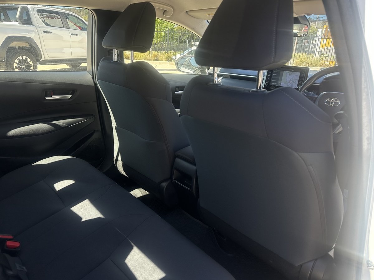 2021 Toyota Corolla Ascent Sport image 12