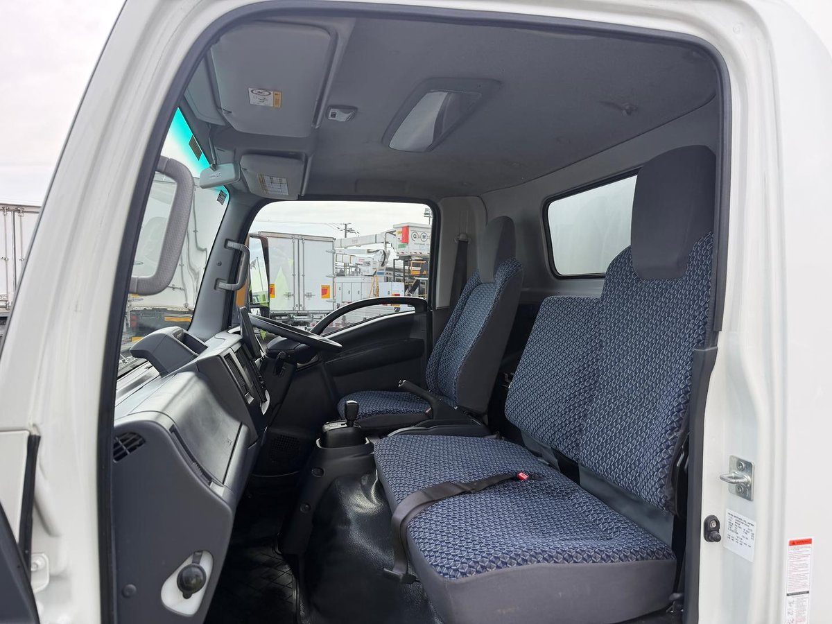 2023 Isuzu N Series NPR 45/55-155 image 27