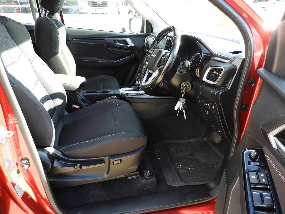 2020 Isuzu D-MAX LS-U MY21 4X4 Dual Range image 9