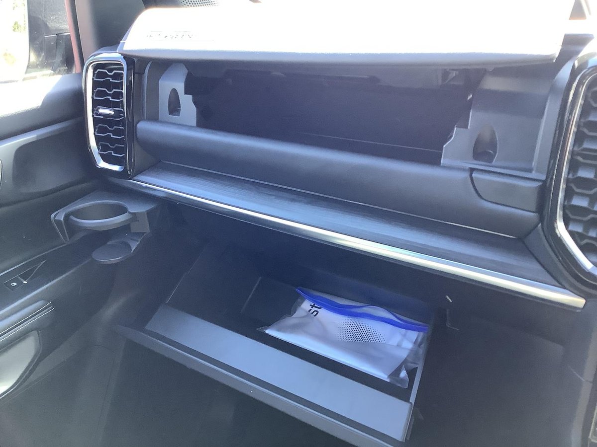 2026 Ford Everest Platinum MY26.50 4X4 Dual Range image 29