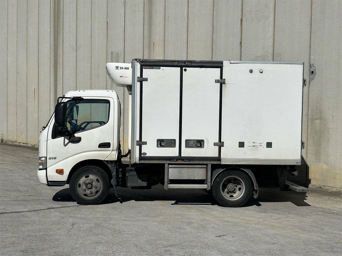 2016 Hino 300 Series 616 IFS image 2