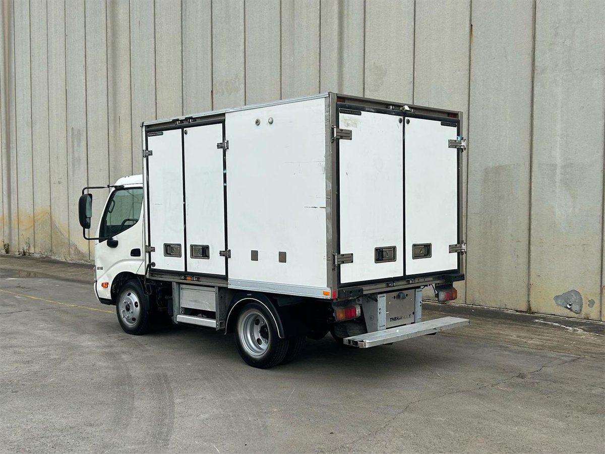 2016 Hino 300 Series 616 IFS image 4
