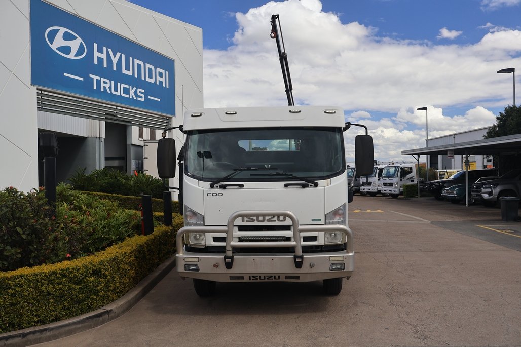 2016 ISUZU FRR 500 image 8