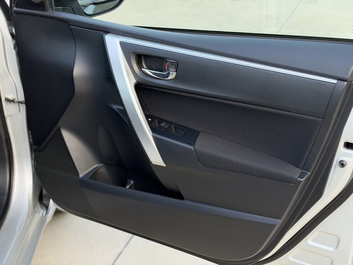2018 Toyota Corolla SX ZRE172R image 10
