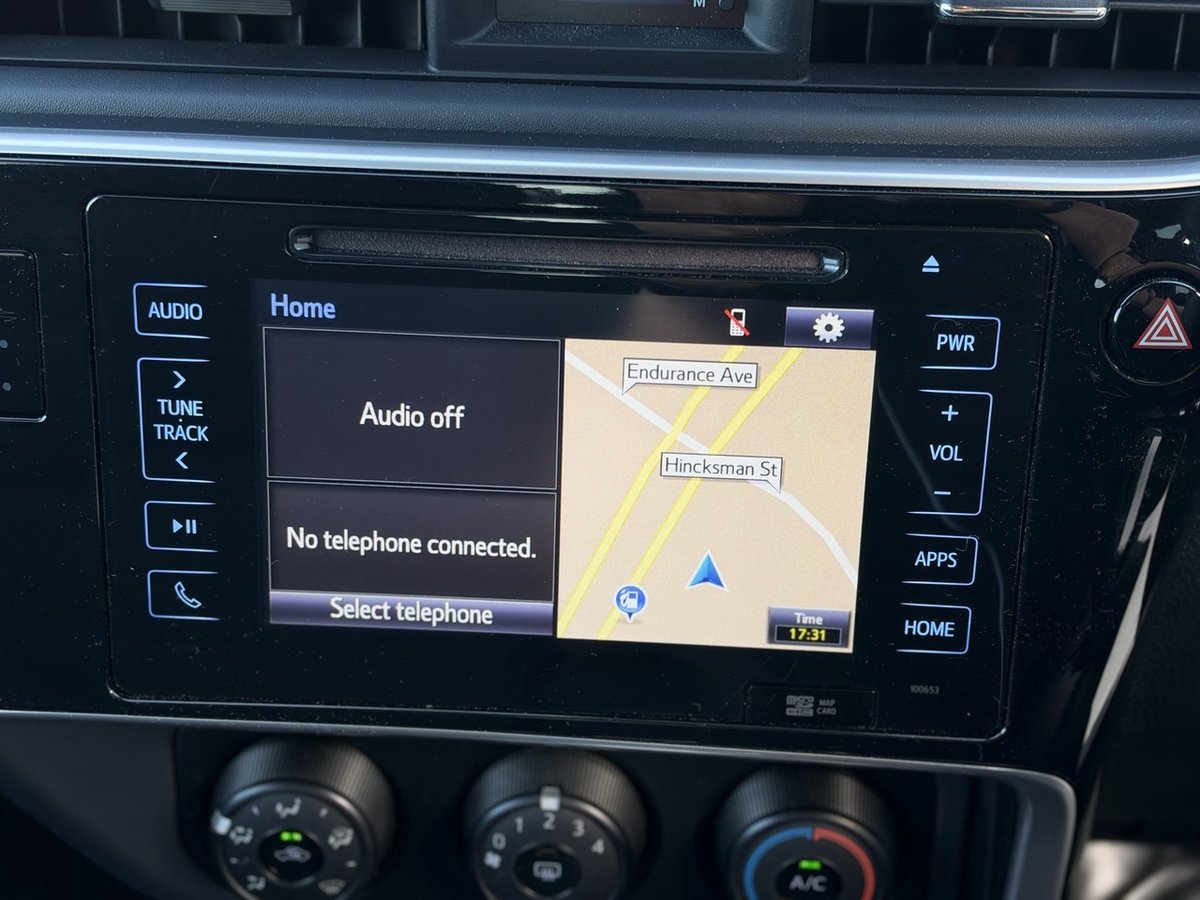 2018 Toyota Corolla SX ZRE172R image 14