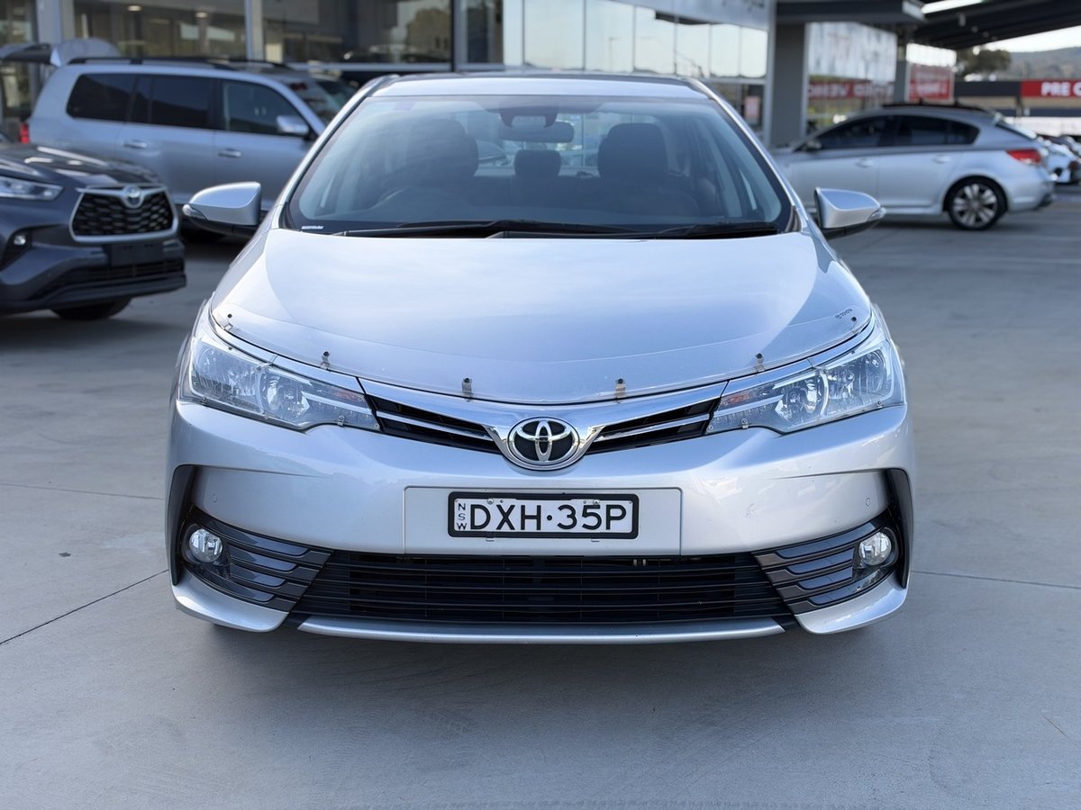 2018 Toyota Corolla SX ZRE172R image 5
