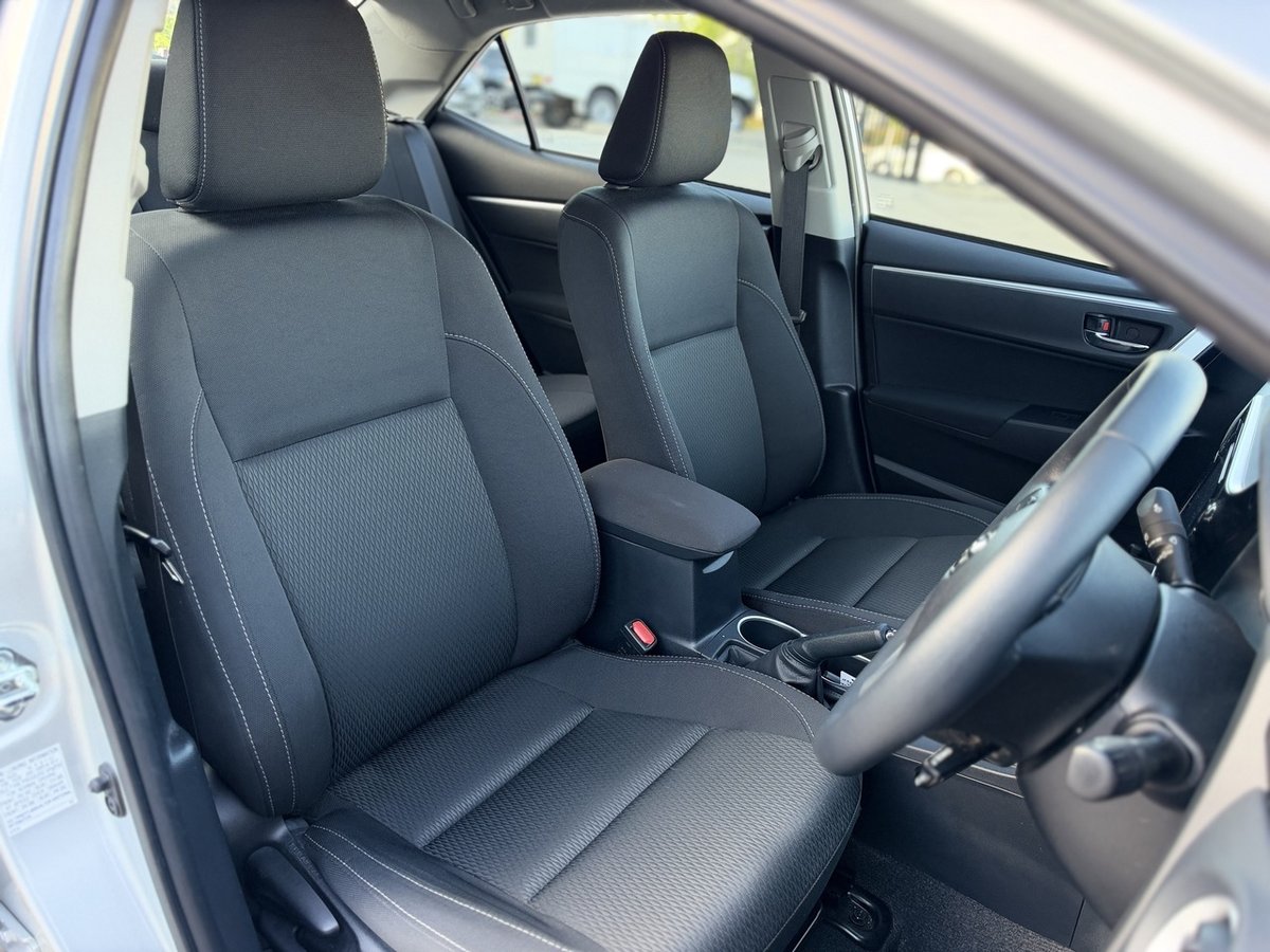 2018 Toyota Corolla SX ZRE172R image 8