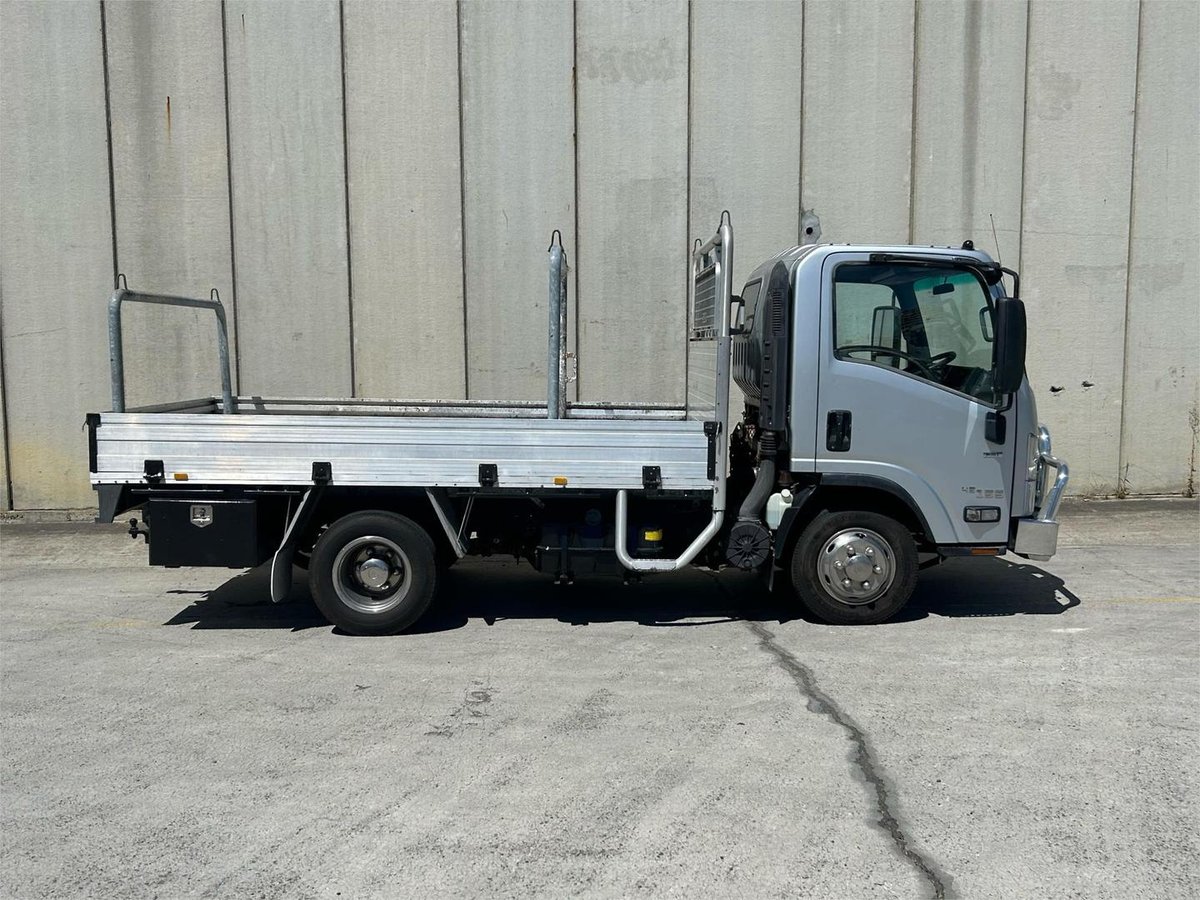 2015 Isuzu N Series NPR 45/55-155 image 7
