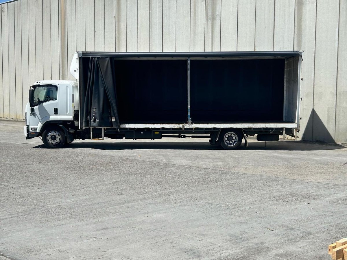 2013 Isuzu Fsd 850 image 3