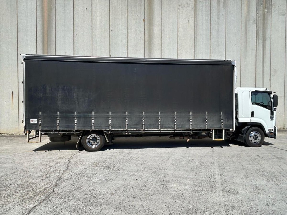 2013 Isuzu Fsd 850 image 8