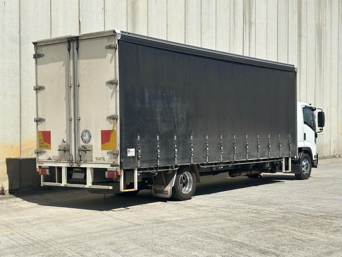 2013 Isuzu Fsd 850 image 7