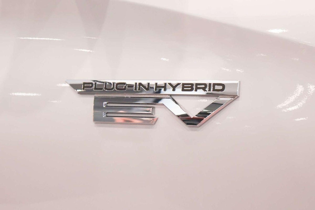 2025 Mitsubishi Outlander PHEV Exceed Tourer ZM MY25 AWD image 24