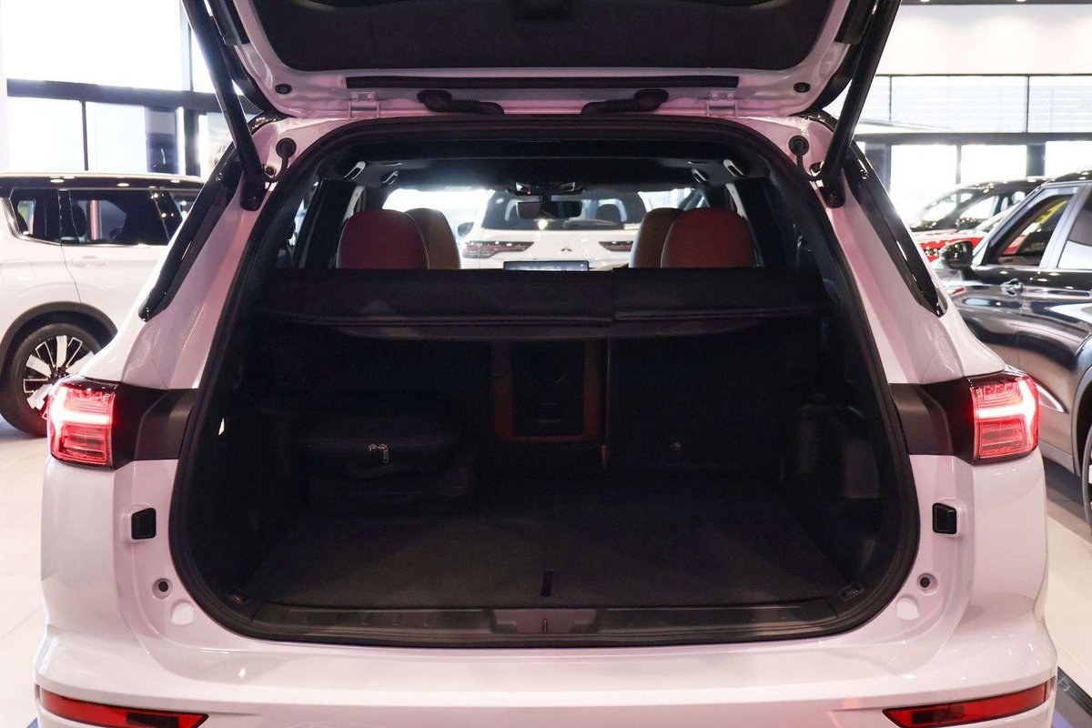 2025 Mitsubishi Outlander PHEV Exceed Tourer ZM MY25 AWD image 16