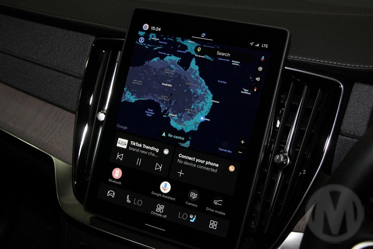 2026 Volvo XC90 Ultra B5 Dark MY26 AWD image 13