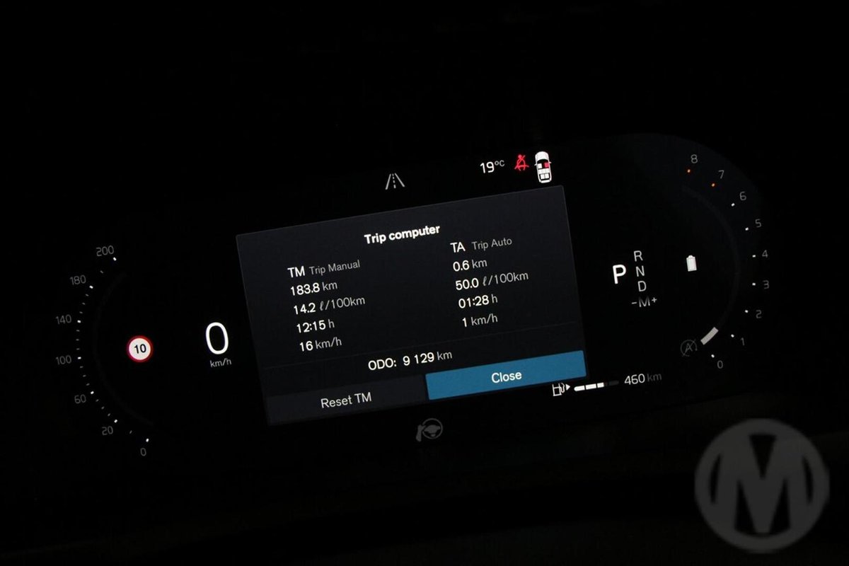 2026 Volvo XC90 Ultra B5 Dark MY26 AWD image 10