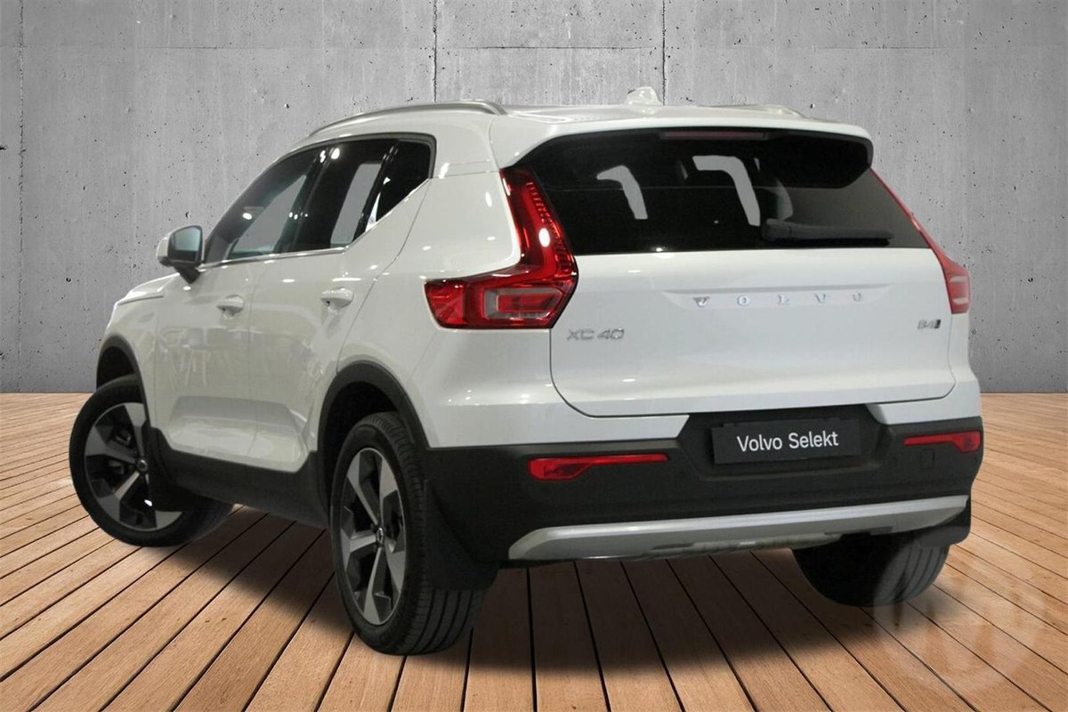 2026 Volvo XC40 Ultra B4 Bright MY26 AWD image 2