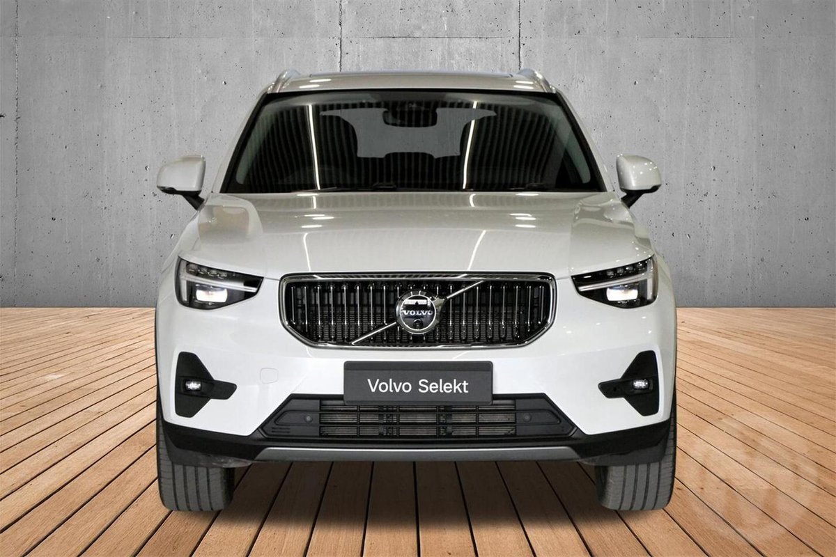 2026 Volvo XC40 Ultra B4 Bright MY26 AWD image 17