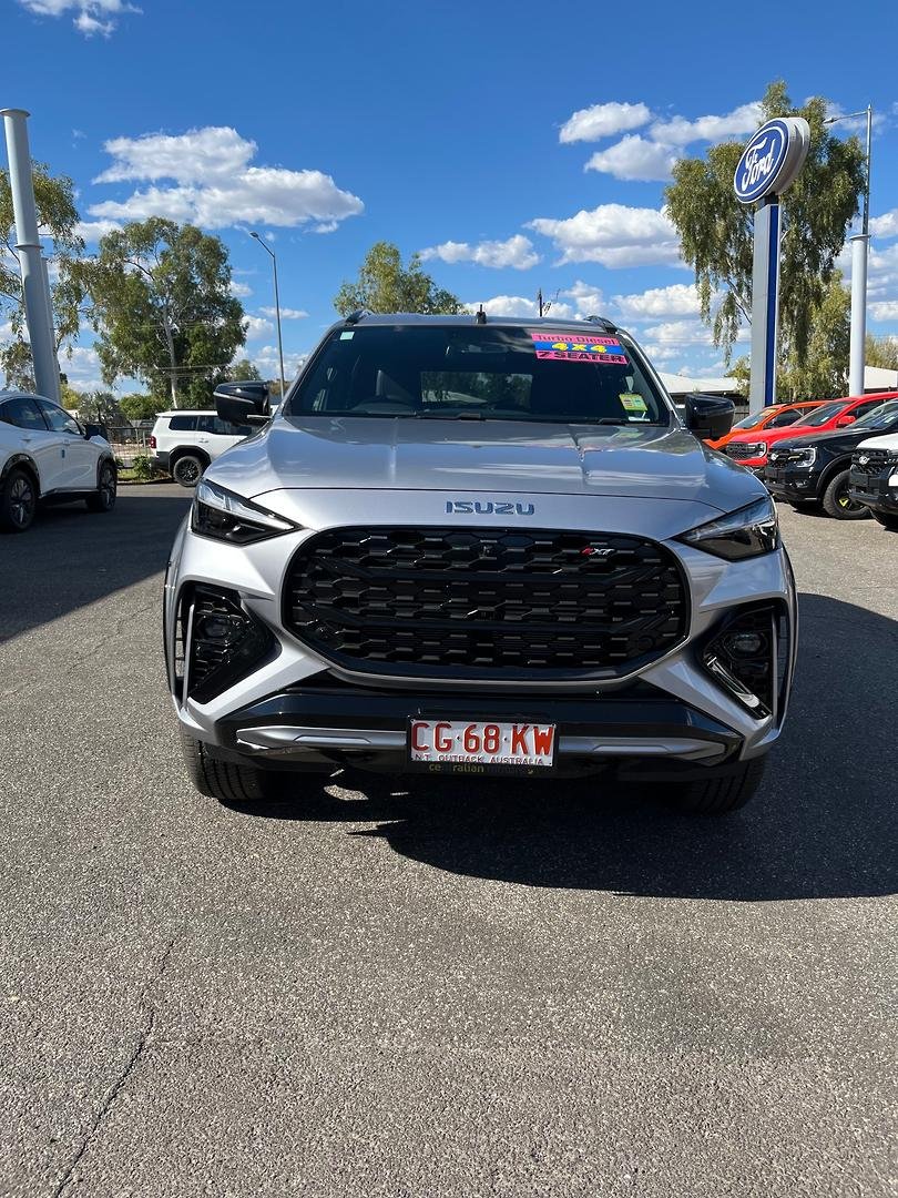 2026 Isuzu MU-X X-TERRAIN MY25.5 4X4 Dual Range image 2