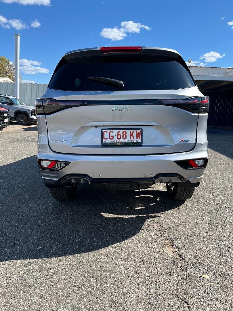 2026 Isuzu MU-X X-TERRAIN MY25.5 4X4 Dual Range image 6