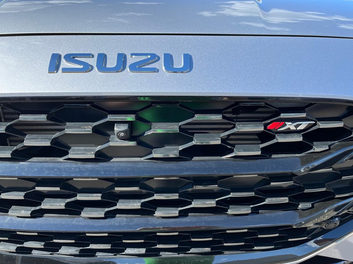 2026 Isuzu MU-X X-TERRAIN MY25.5 4X4 Dual Range image 23