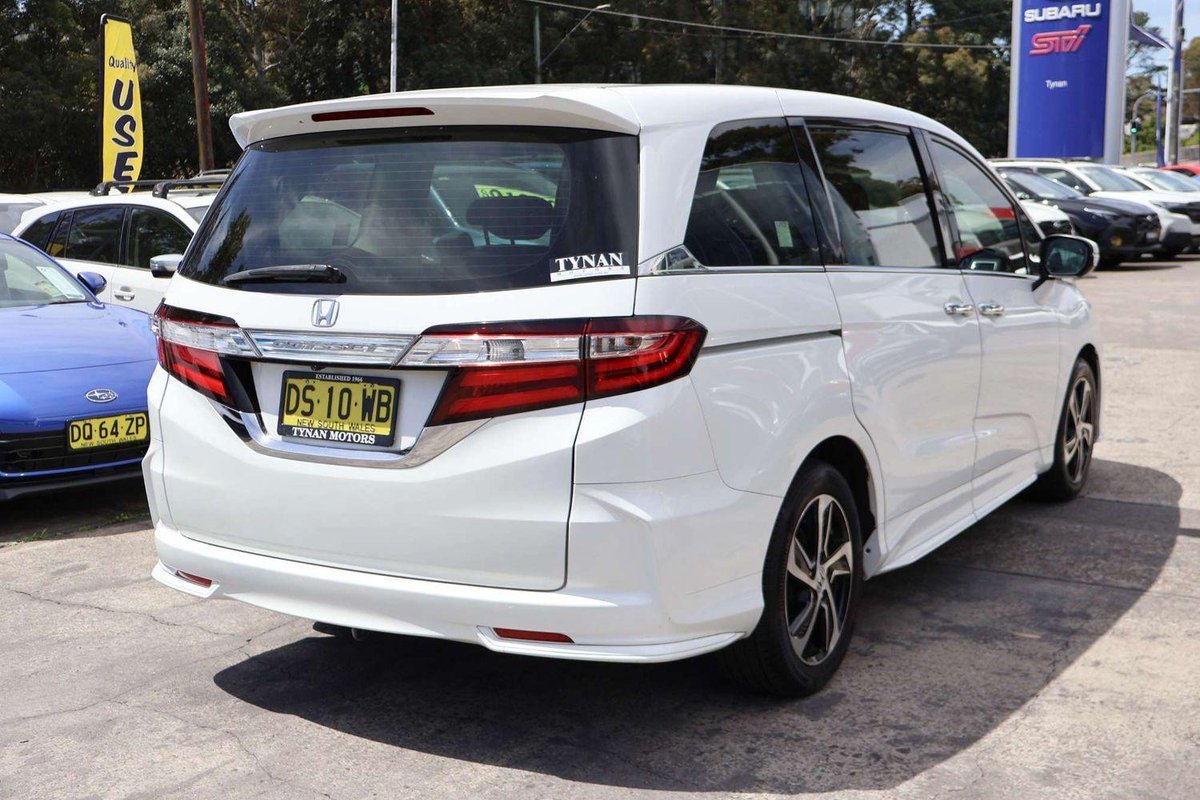 2015 Honda Odyssey VTi-L 5th Gen MY15 image 6