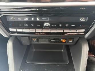 2025 Isuzu MU-X X-TERRAIN MY25.5 4X4 Dual Range image 22
