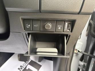 2025 Isuzu MU-X X-TERRAIN MY25.5 4X4 Dual Range image 17