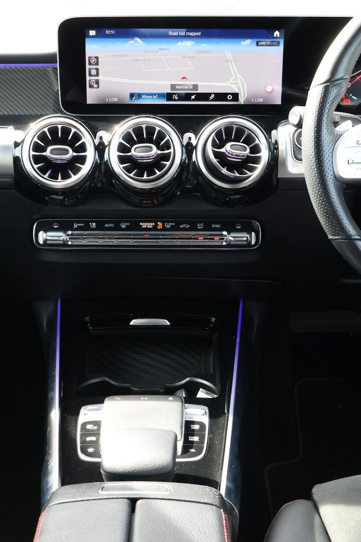2020 Mercedes-Benz GLB-Class GLB250 X247 Four Wheel Drive image 24