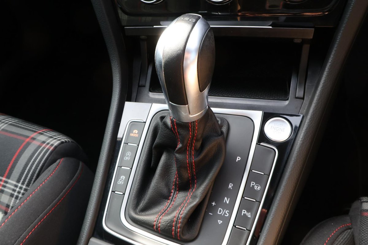 2017 Volkswagen Golf GTI 7.5 MY17 image 22