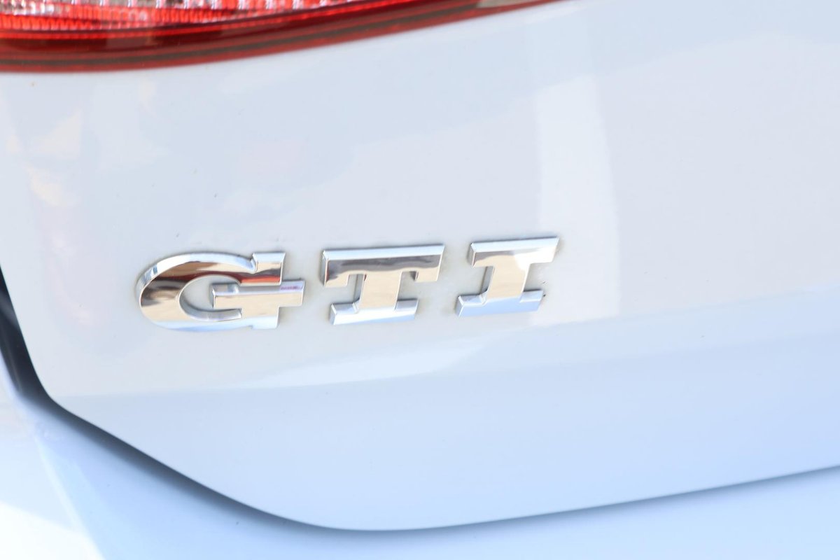 2017 Volkswagen Golf GTI 7.5 MY17 image 12