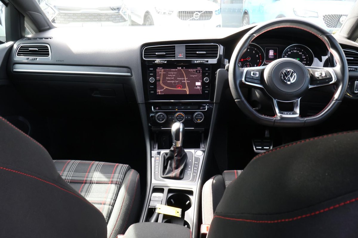 2017 Volkswagen Golf GTI 7.5 MY17 image 19