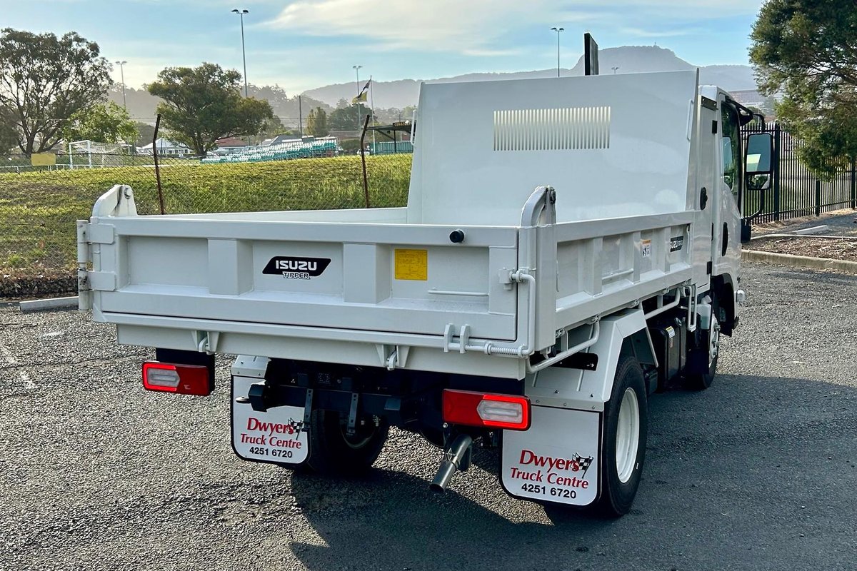 2026 Isuzu N Series NMR 65/45-150 DT D28 Tipper image 6