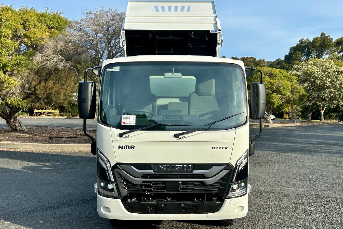 2026 Isuzu N Series NMR 65/45-150 DT D28 Tipper image 20