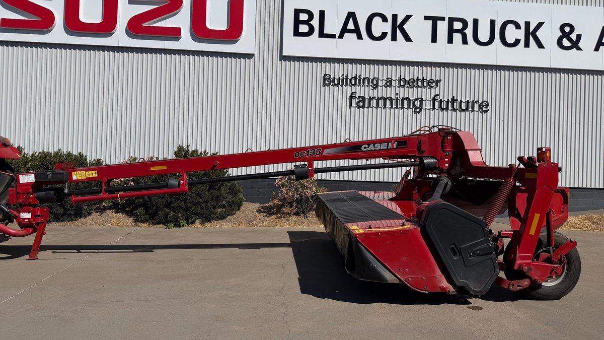 CASE IH Dc133 image 2