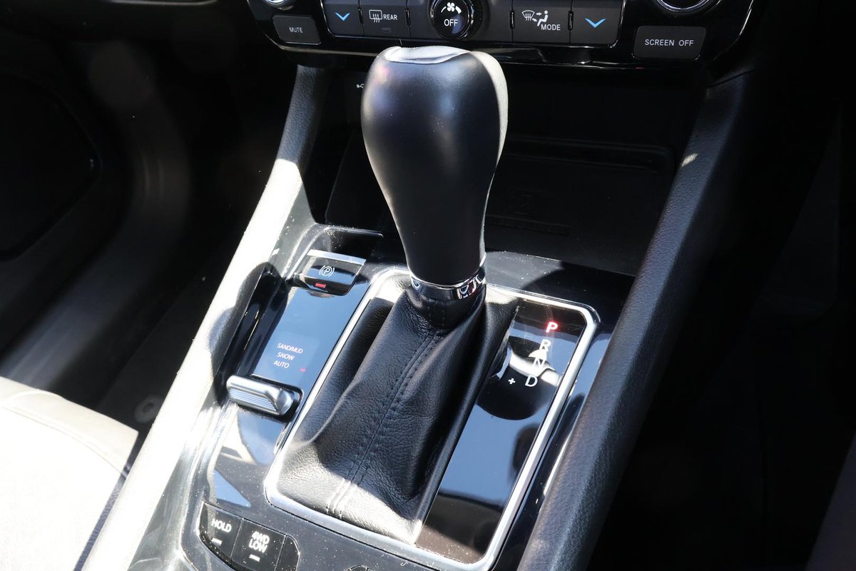 2022 Jeep Compass Limited M6 MY22 4X4 On Demand image 23