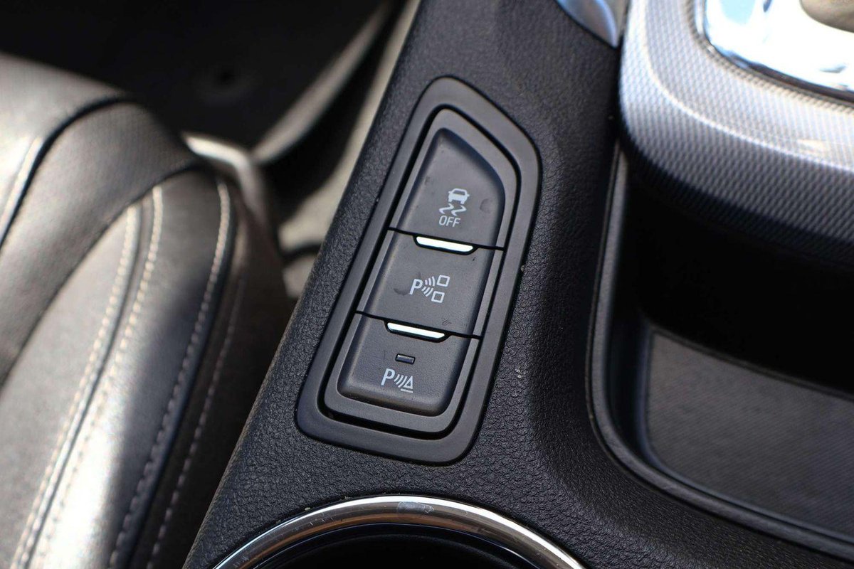 2013 Holden Calais VF MY14 image 15