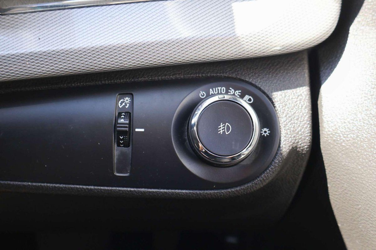 2013 Holden Calais VF MY14 image 19